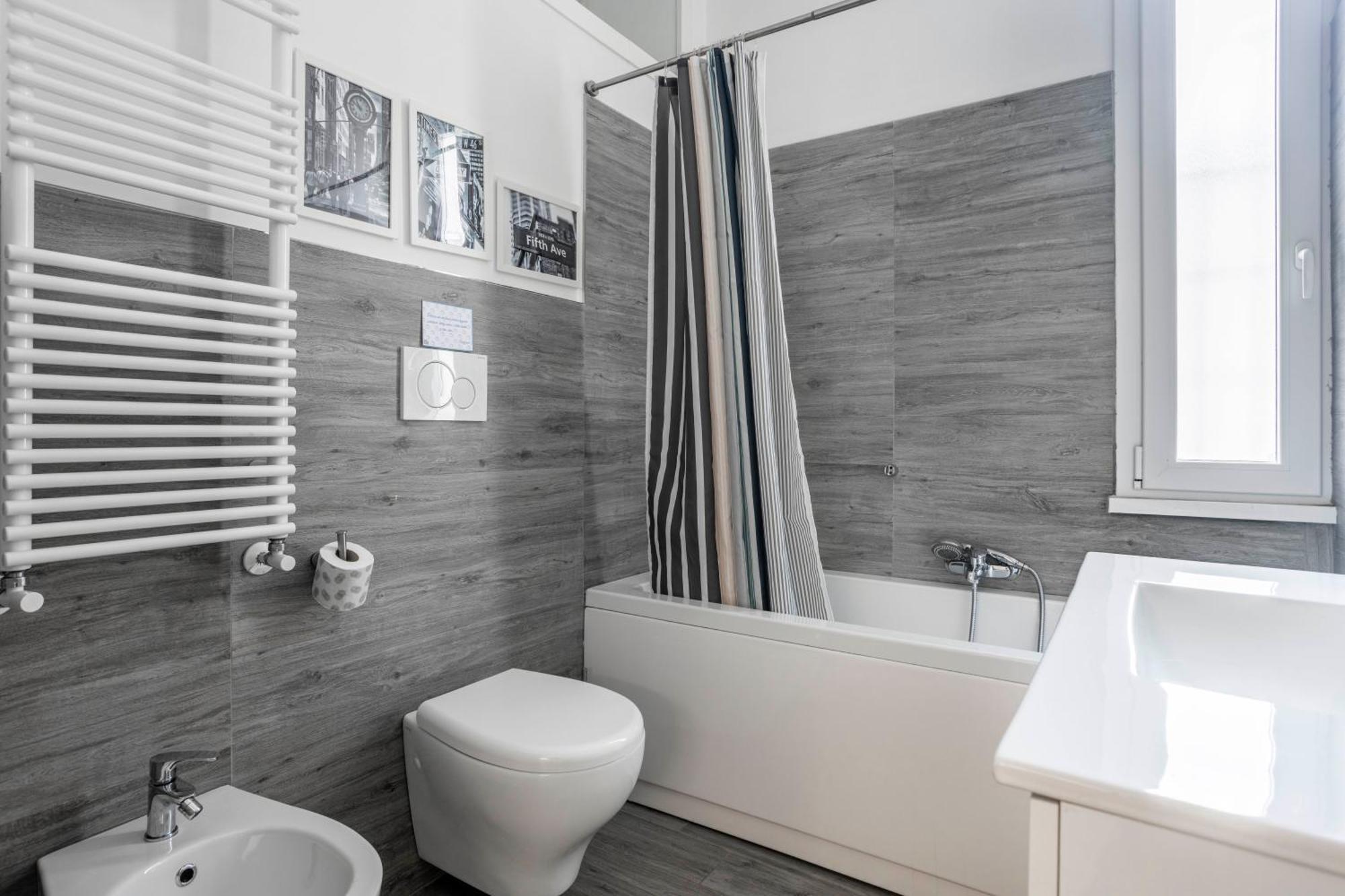 Merulana Deluxe Apartment روما المظهر الخارجي الصورة